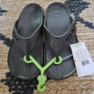 Womens black crocs flip flops nwt size 8